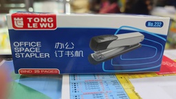 [232] Engrampadora TONG LE WU(232)  Grande 24/6